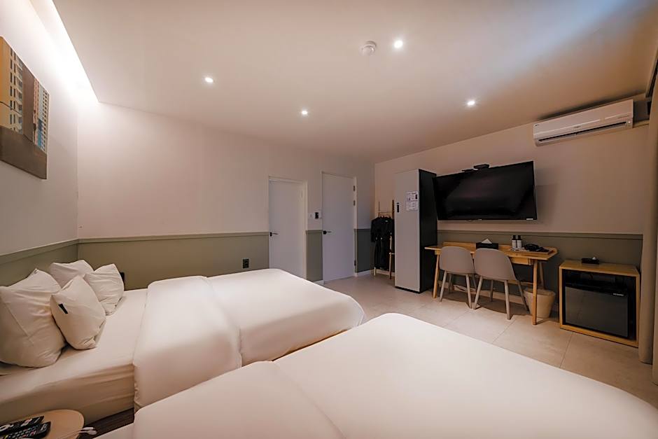 Knockin Hotel Daejeon by Aank