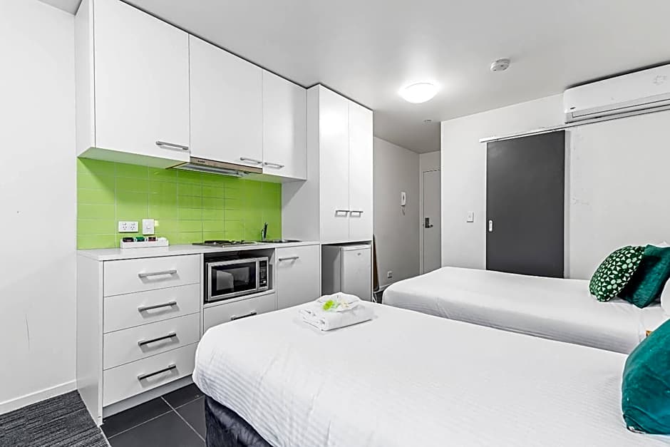 City Edge North Melbourne Apartment Hotel