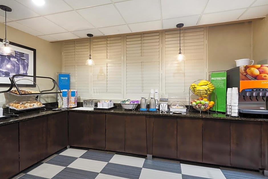 Hampton Inn Gainesville