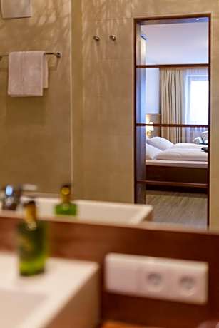 Suite with Mountain View