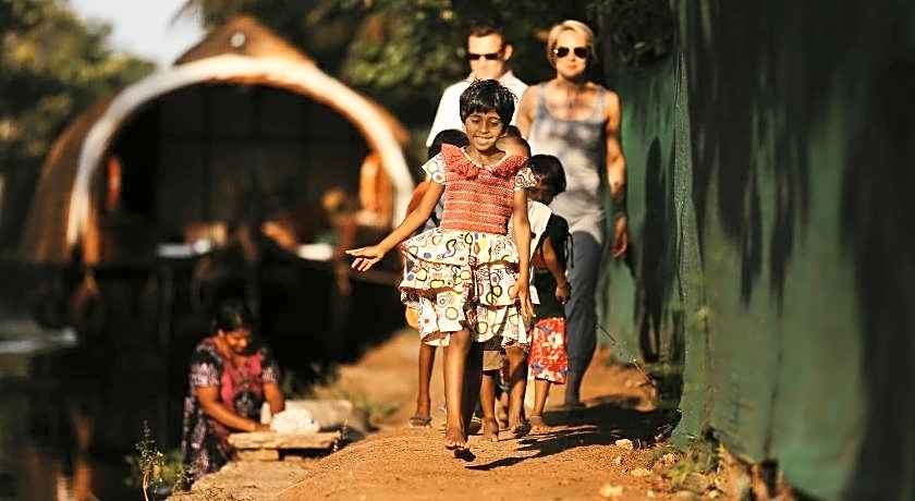 Spice Coast Cruises - Houseboat, A CGH Earth Experience