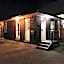 PUPUKE MANOR MOTEL