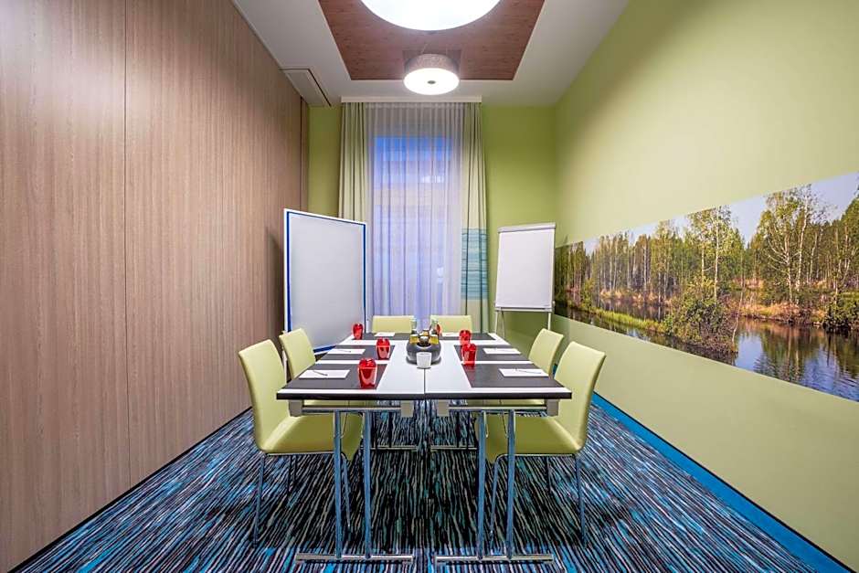 Hey Lou Hotel Frankfurt Airport