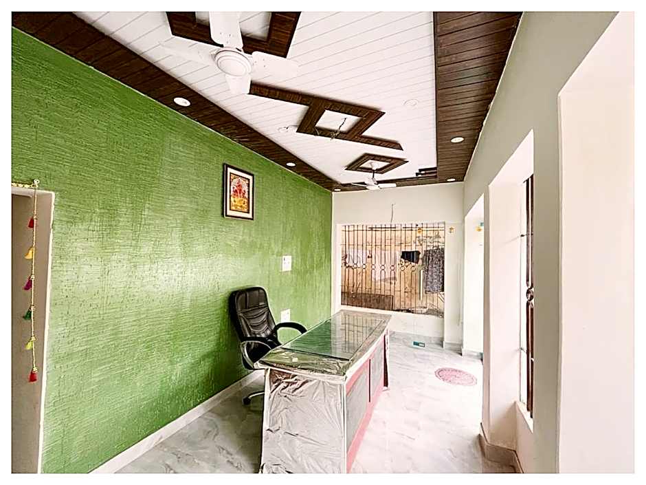 Goroomgo Banaras Residency Varanasi