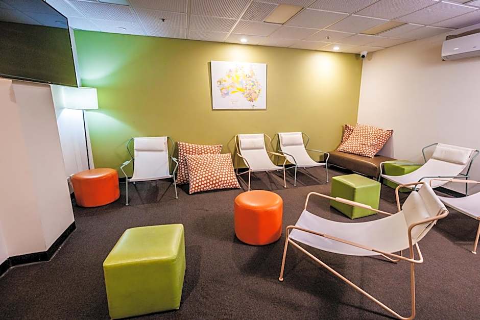 YHA Adelaide Central