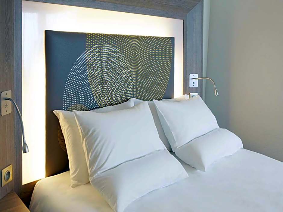 Novotel Chateau de Versailles Hotel