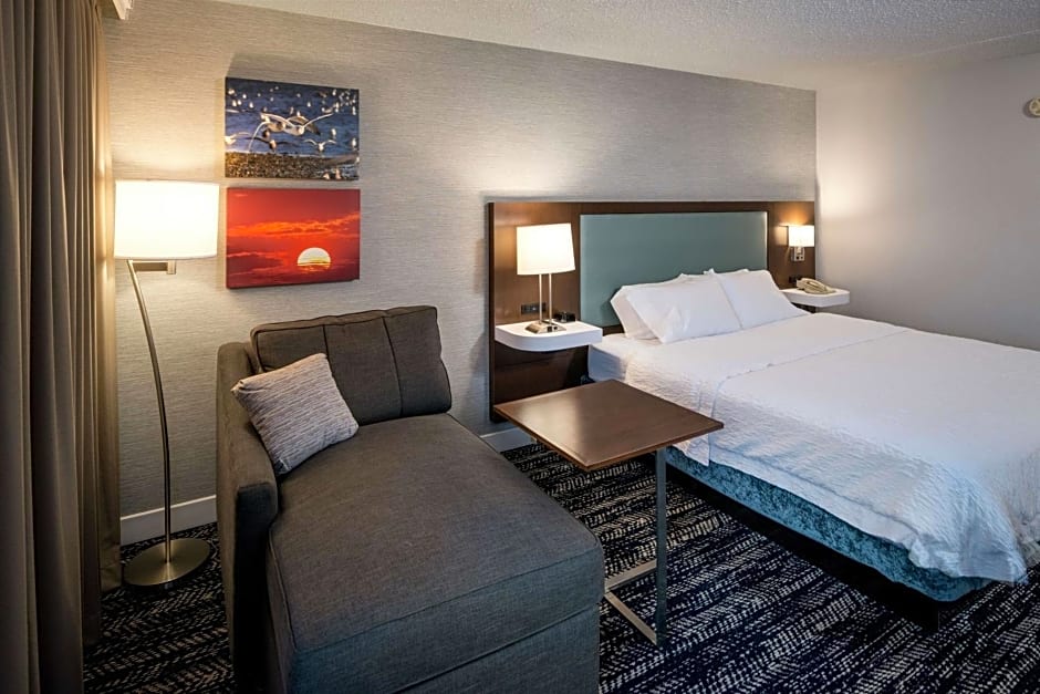 Hampton Inn By Hilton Long Island/Commack