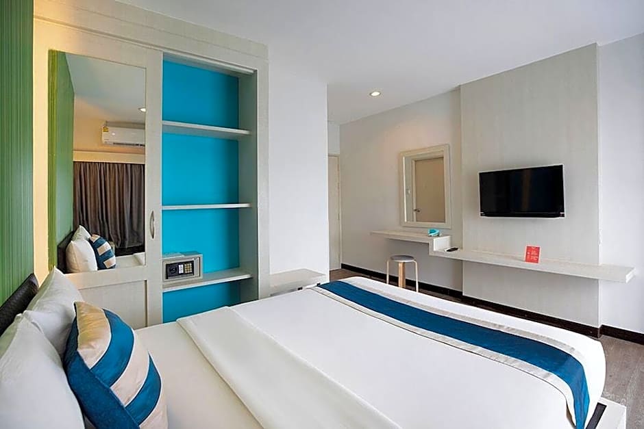 Studio Patong by iCheck inn
