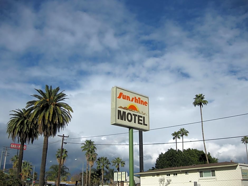 Sunshine Motel