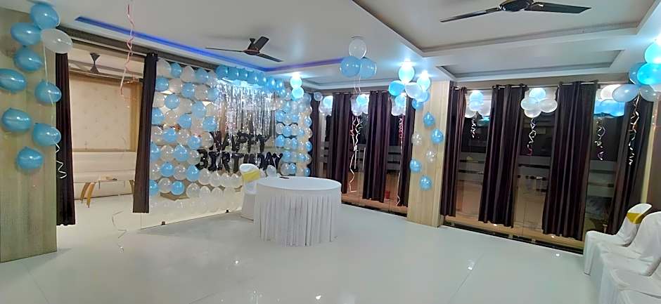 HOTEL R K PALACE