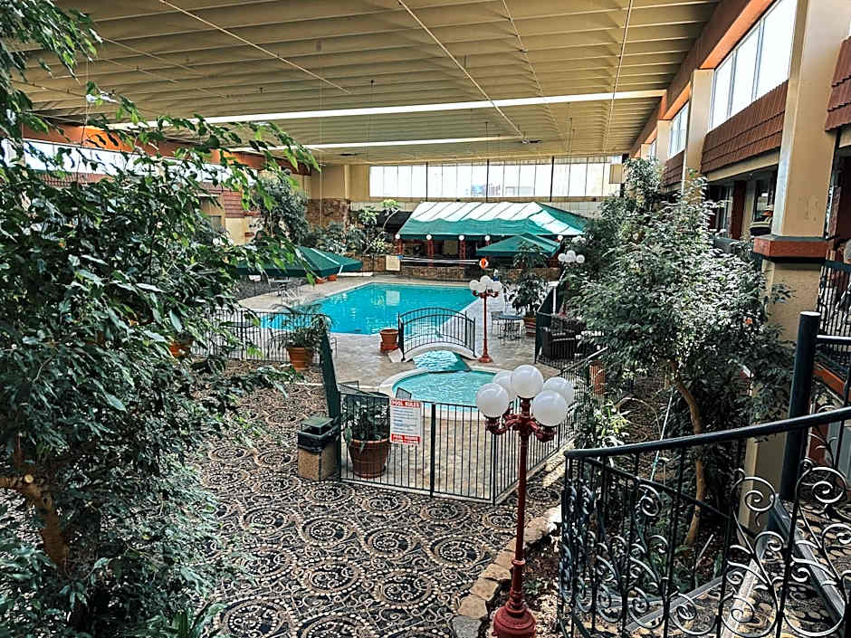 Clarion Inn