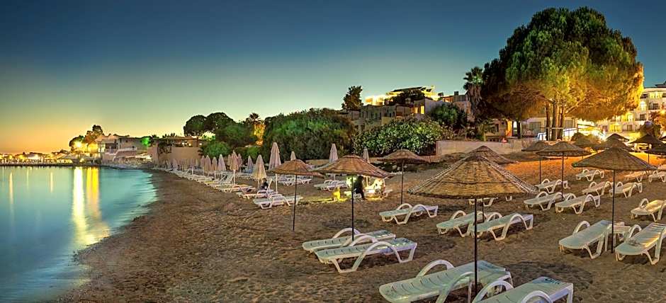 Temple Beach Hotel