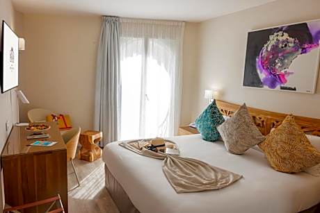 Classic Double Room - Free Spa Access