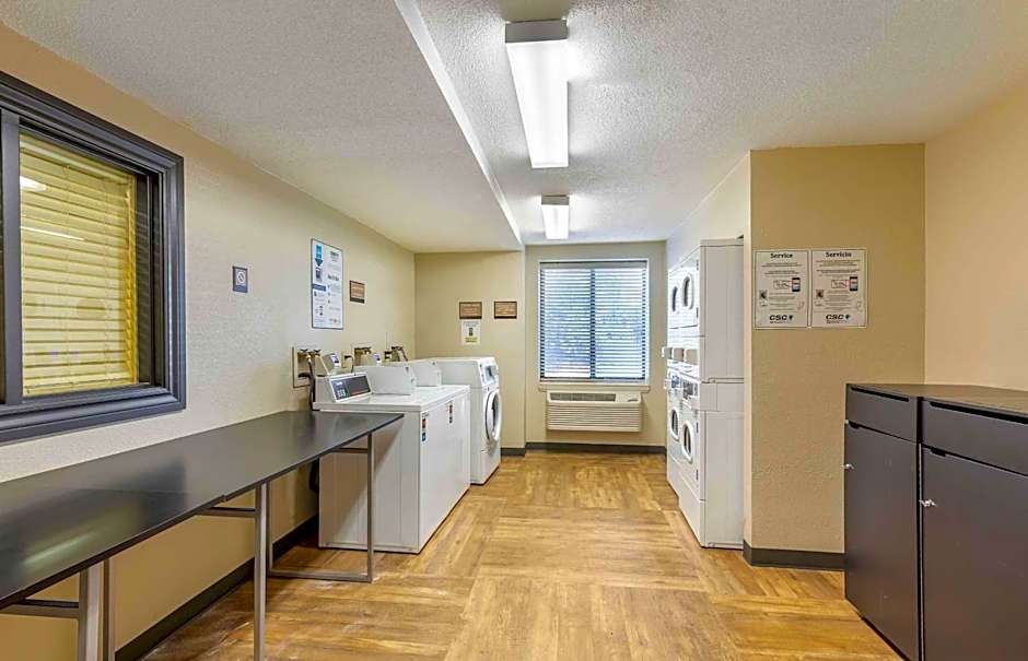 Extended Stay America Suites - Cleveland - Middleburg Heights