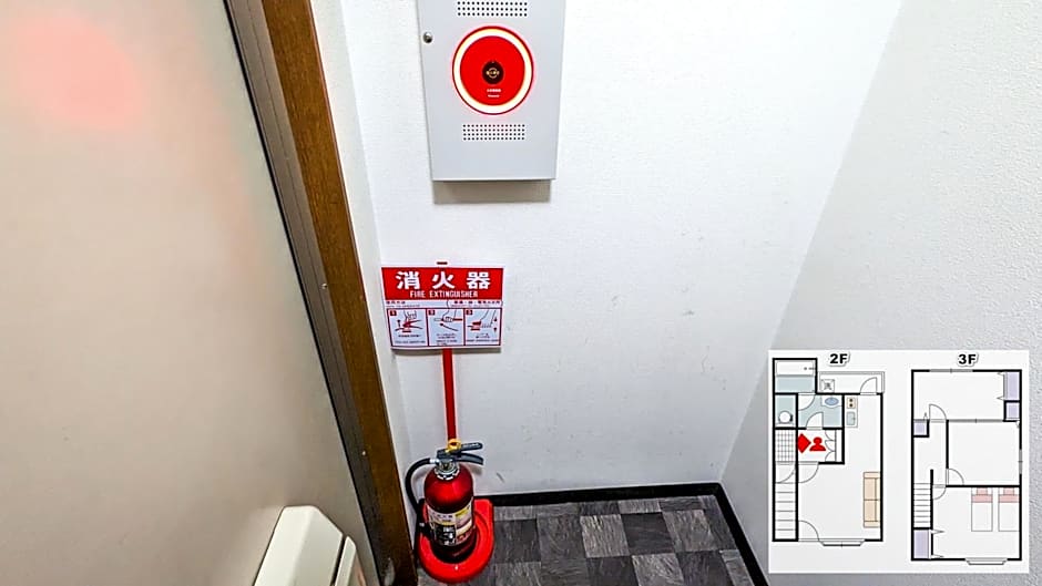 3 Bedrooms & LivingRoom! Direct KIX & Namba & Umeda access! DoumoTengachaya DT02