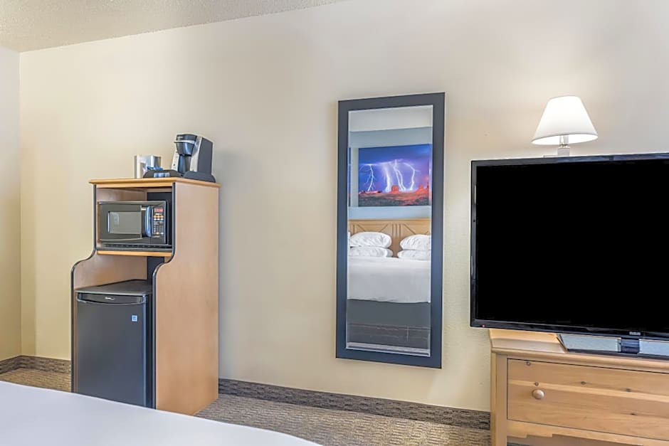 Red Lion Inn & Suites Goodyear