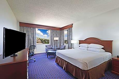 Corner King Room - Top Floor