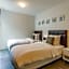 Black Pearl Apartment Hotel