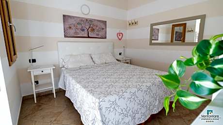 One-Bedroom Apartment with Balcony