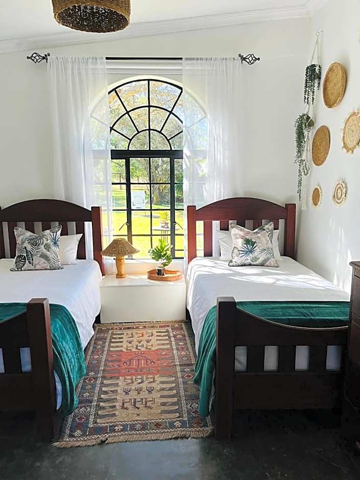 BelofteBos Farmhouse Inn