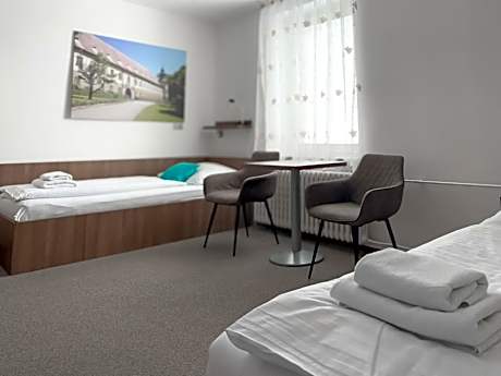 Twin Room - Disability Access