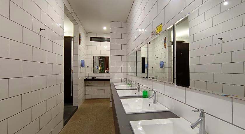 Beds In Garden Hostel