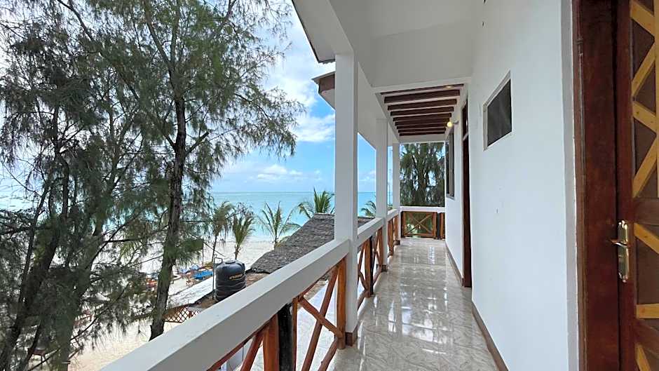 Aquarium Beach House