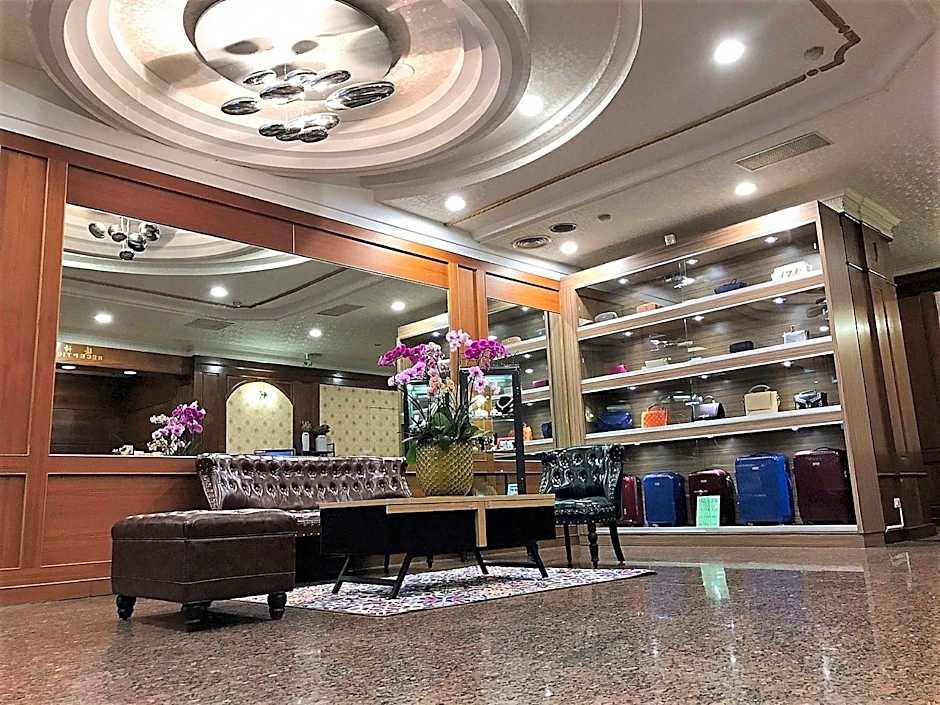 Back Home Hotel