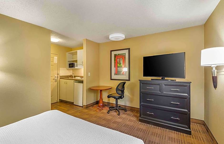 Extended Stay America Select Suites - Chesapeake - Churchland Blvd.