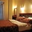 Antikhan Hotel