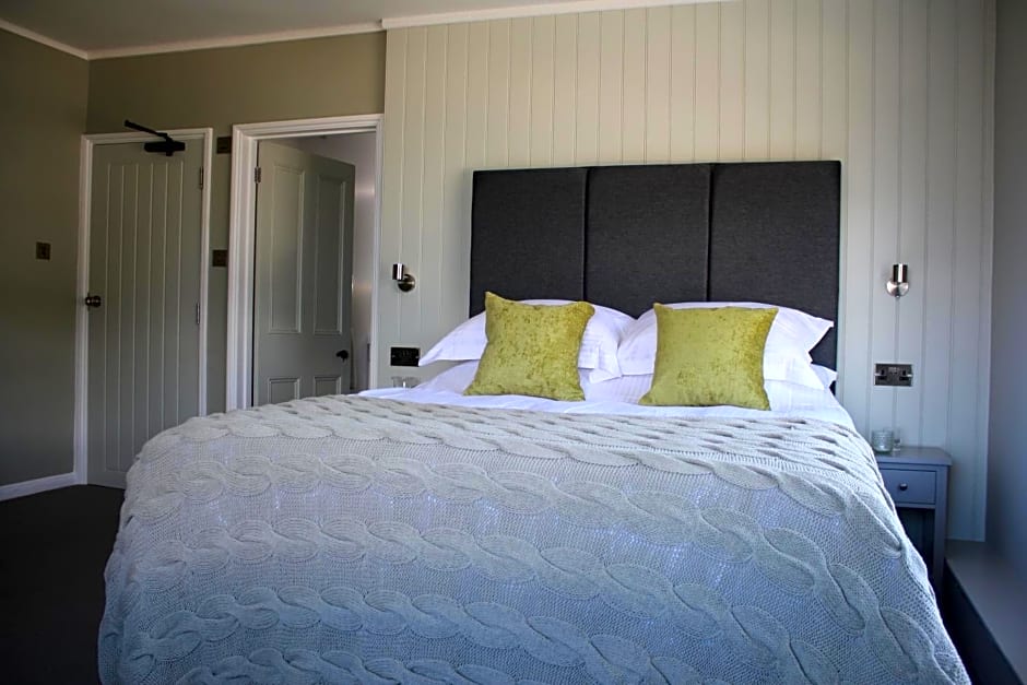 The Five Pilchards Inn