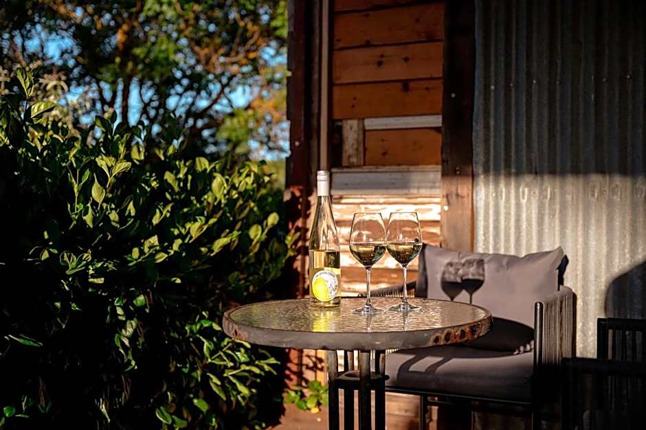 Bed in a Shed Vineyard Stay