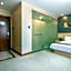 Kaiping Sanbu Junying Hotel