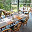 Gipsy Point Lodge