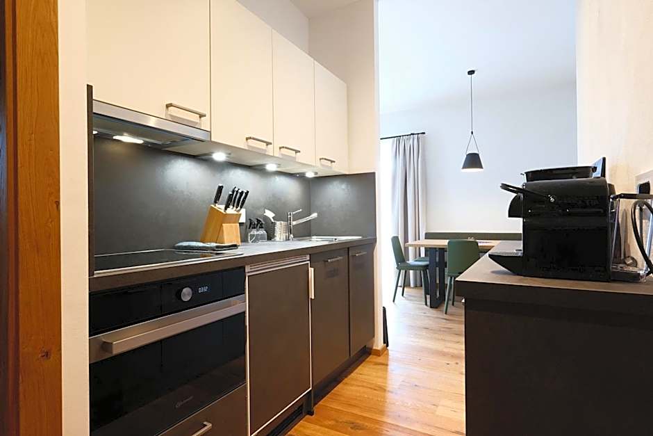 SeeHotel & SeeApartments Kärntnerhof- direkt am See!