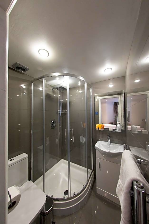 Duke Of Leinster Hotel