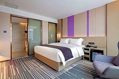 WH - Business Suite Bed Room