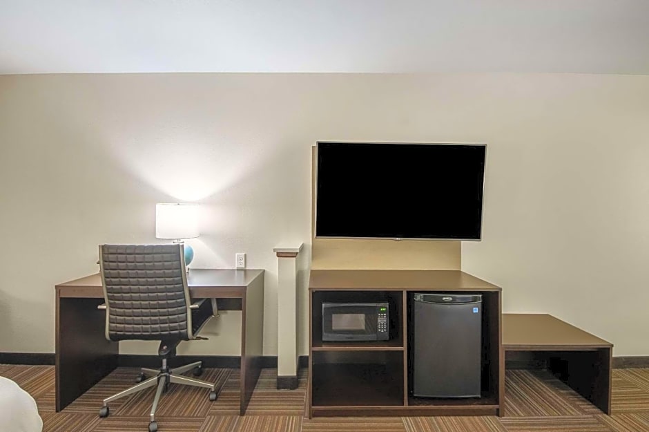 Sleep Inn & Suites