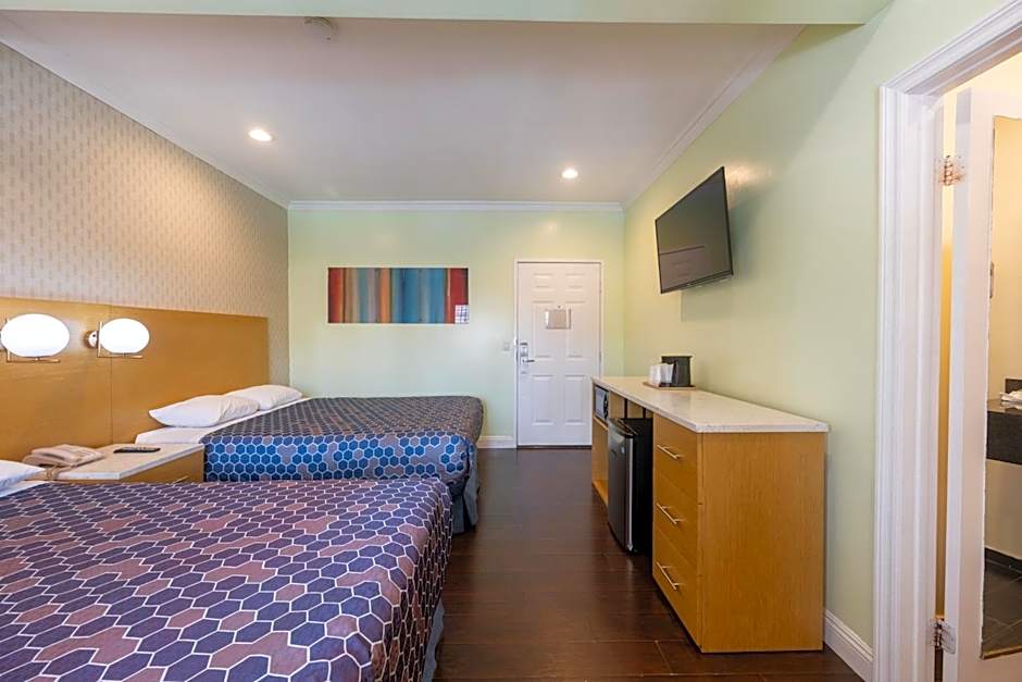 Hollywood City Inn