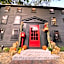 Daniels House Inn