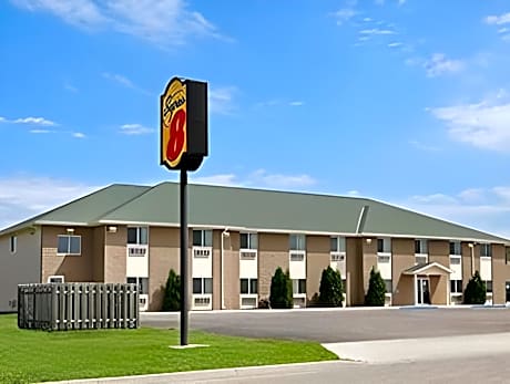 Four Seasons Inn