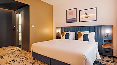 Premium King Room with Balcony and Sofa Bed