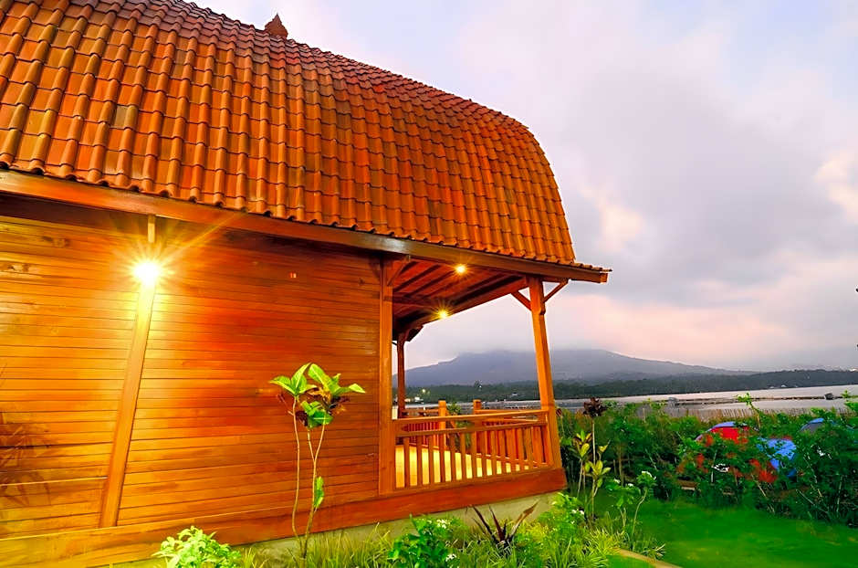 Villa Kedisan Lake View Kintamani