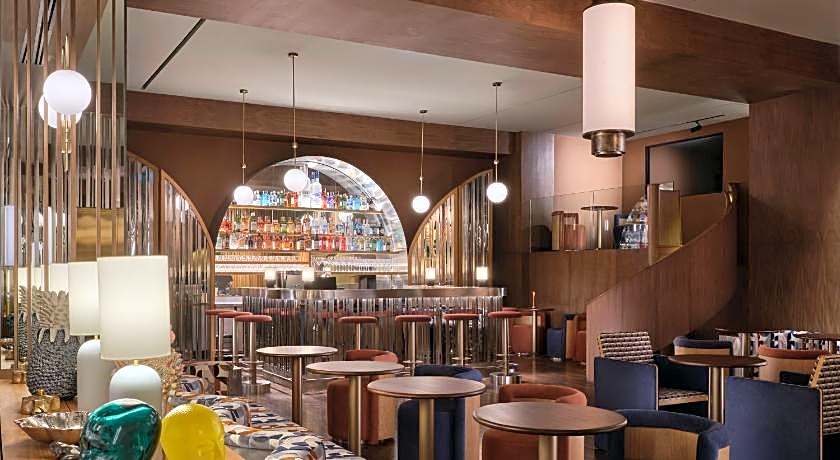 Public House Bangkok, a Member of Design Hotels