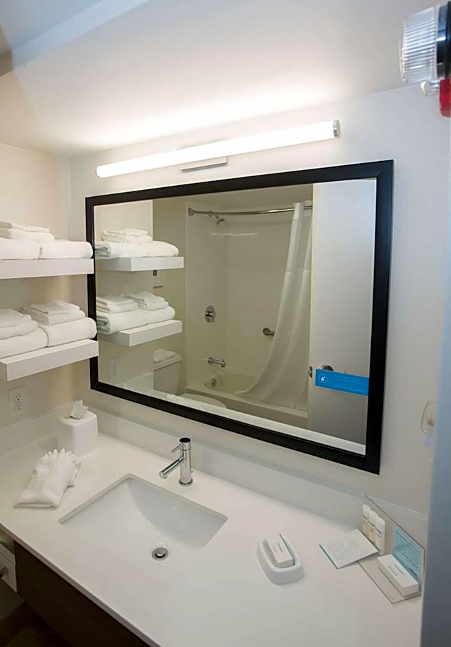 Hampton Inn By Hilton Wooster