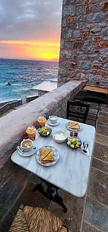 Quadruple Room with Sea View