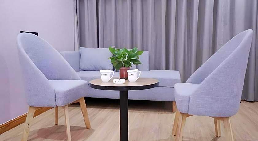 Green Tree Inn Express Weifang Zhucheng Longyuan Shangcheng