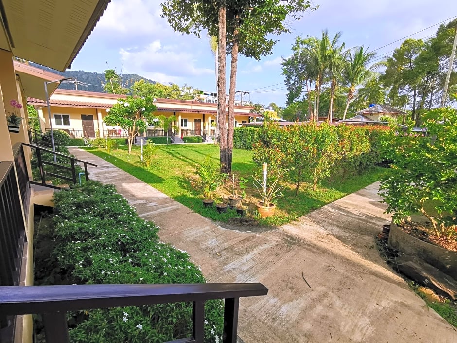 Ser-en-dip-i-ty Resort (SHA Extra Plus)