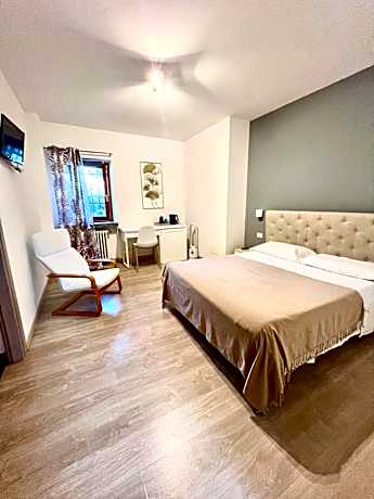 Bella Vita Guesthouse -parcheggio privato interno