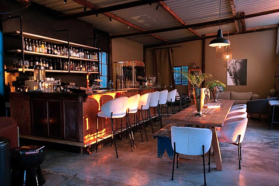 Addo Elephant Safari Lodge - Bellevue Forest Reserve